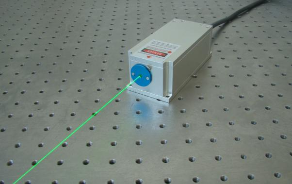 532nm綠光連續(xù)單頻激光器